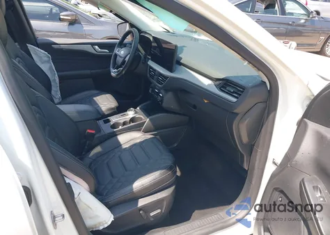 2024 Ford Escape from USA, damaged, VIN 1FMCU0E15RUB54255